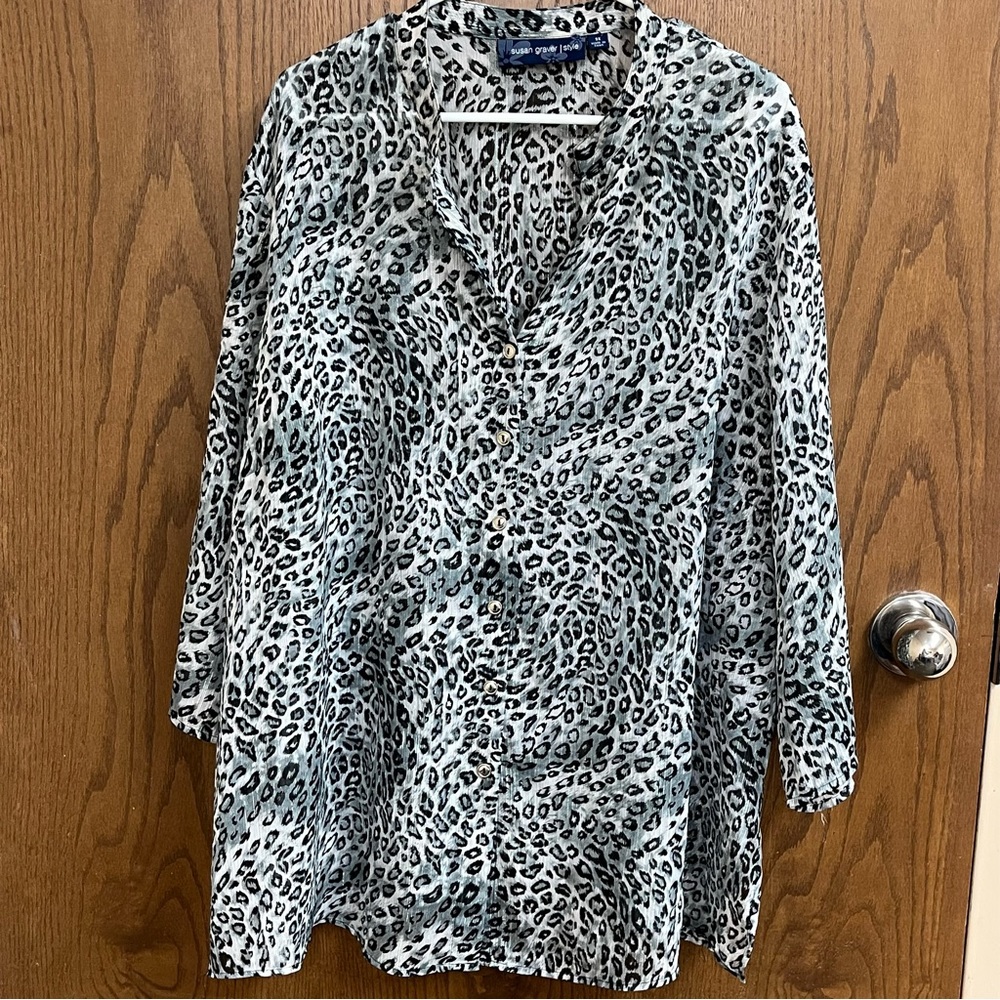 Susan Graver Leopard Animal Print Chiffon Sheer Button Down Blouse Size 3X